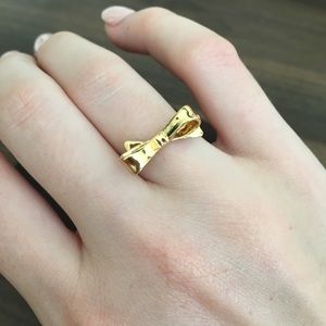 Late Spade Gold Bow Ring